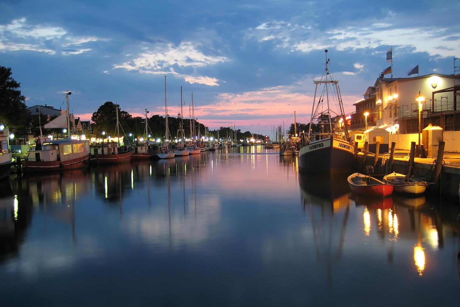 Ferienwohnung Seesicht Rostock Ngoại thất bức ảnh